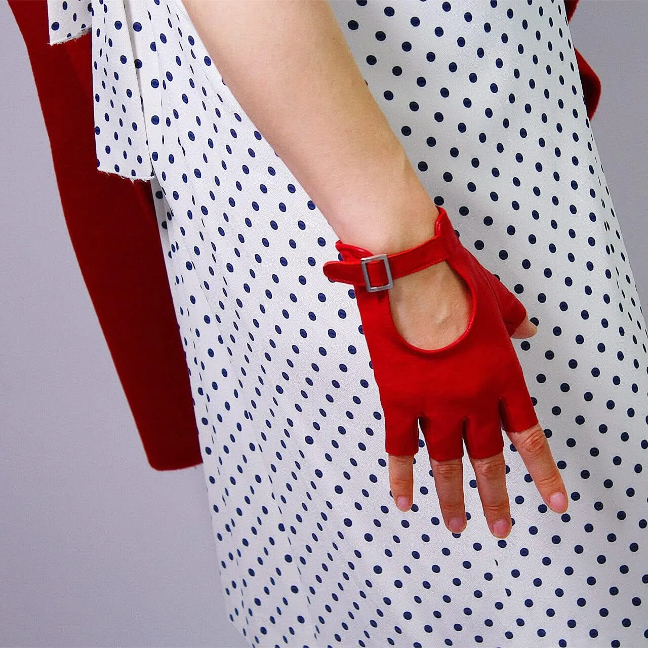 Women's Short Fingerless Leather Gloves Genuine Sheepskin Leather Thin Motorcycle Driving Gloves